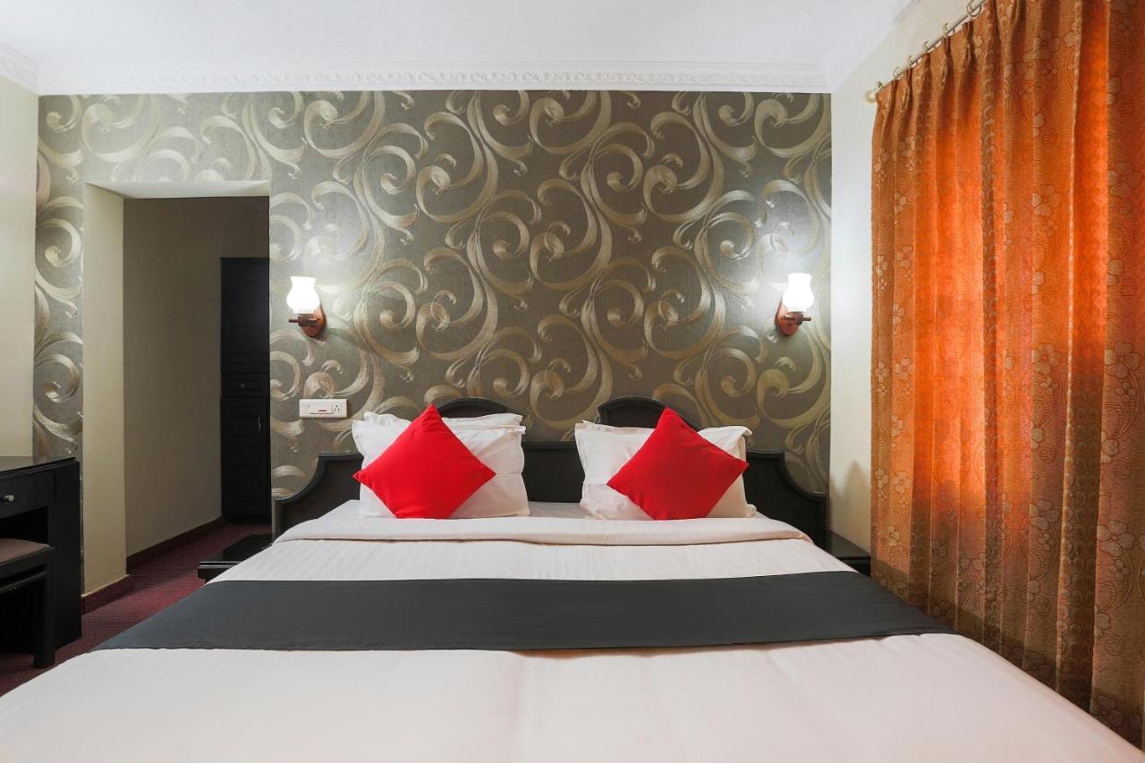 Capital O 72337 Hotel Konkan Tadka ムンバイ エクステリア 写真