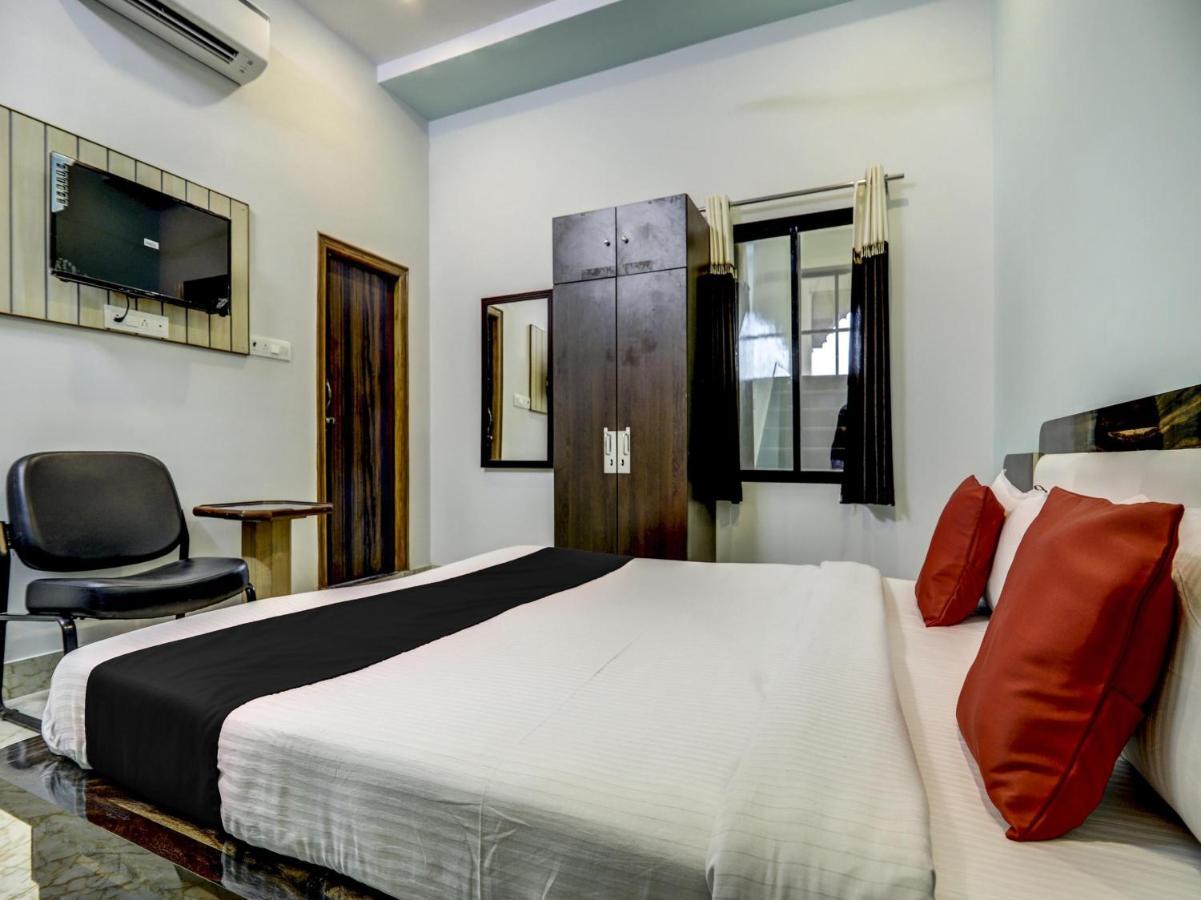 Capital O 72337 Hotel Konkan Tadka ムンバイ エクステリア 写真
