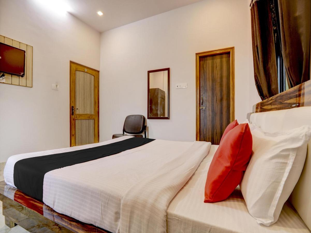 Capital O 72337 Hotel Konkan Tadka ムンバイ エクステリア 写真