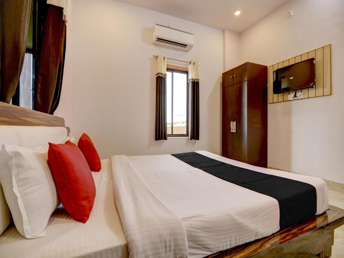 Capital O 72337 Hotel Konkan Tadka ムンバイ エクステリア 写真